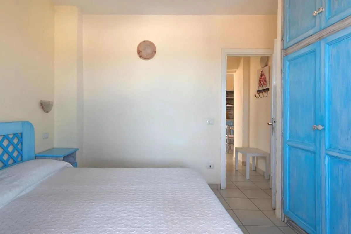 Fantastico Baia De Bahas Residence One Bedroom Four Sleeps Child Num0883 Marinella