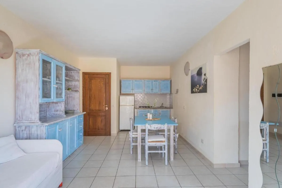 Fantastico Baia De Bahas Residence One Bedroom Four Sleeps Child Num0883 Marinella  Apartment Marinella (Sardinia)