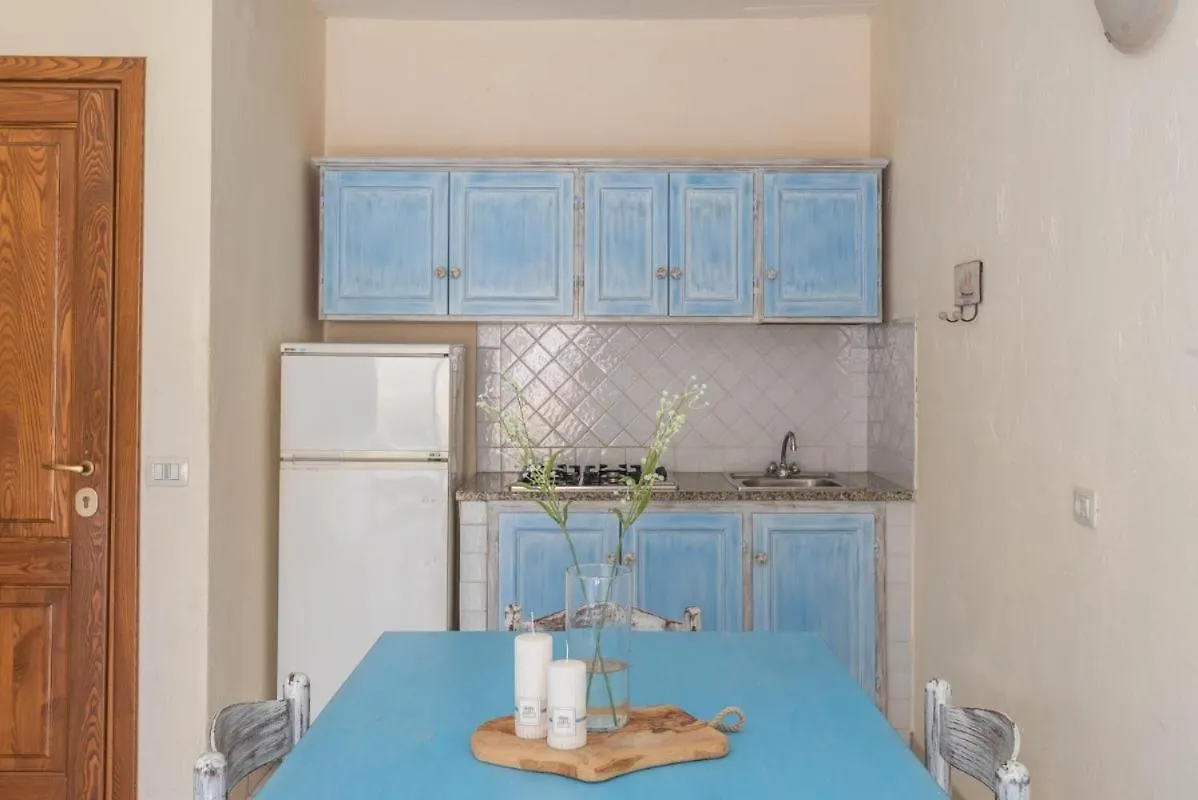 Apartment Fantastico Baia De Bahas Residence One Bedroom Four Sleeps Child Num0883 Marinella  Italy