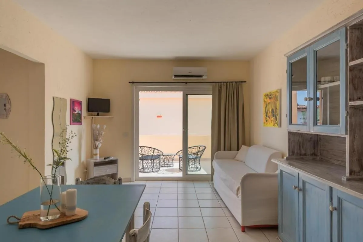 Fantastico Baia De Bahas Residence One Bedroom Four Sleeps Child Num0883 Marinella  0*, Marinella (Sardinia) Italy